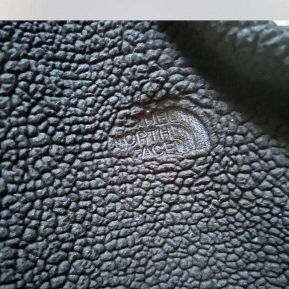 The North Face black women’s fleece jacket with high collar, size small - Picture 4 of 5